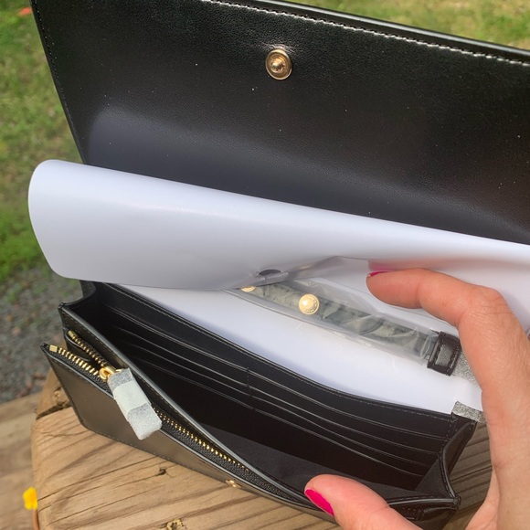 Authentic Coach leather Disney L.Ed. Crosby/Clutch - Picture 7 of 8